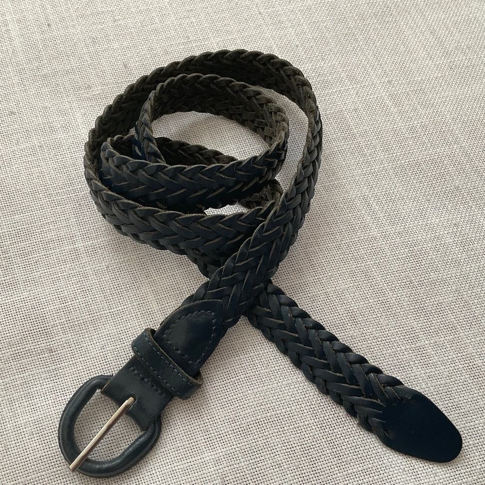 NEW Navy Blue Braided Leather Adjustable Belt Size M/L Made in Guatemala NWOT